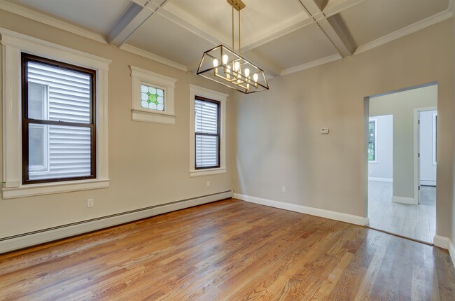 Building Photo - 333 Princeton Ave