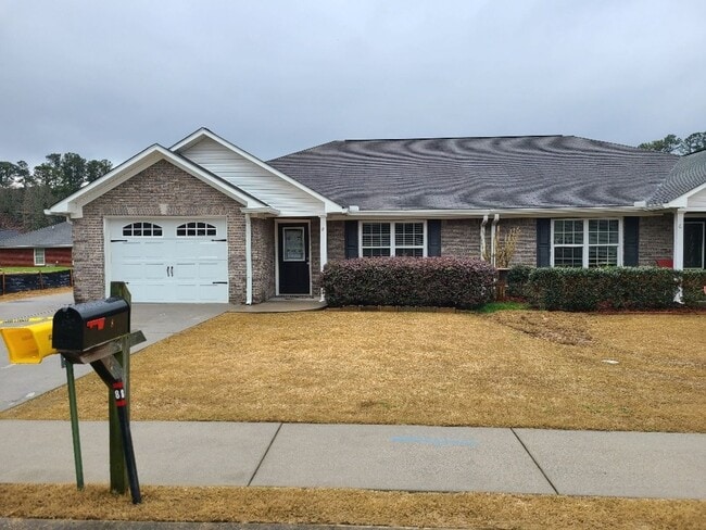 Building Photo - 8 Westwillow Dr NW