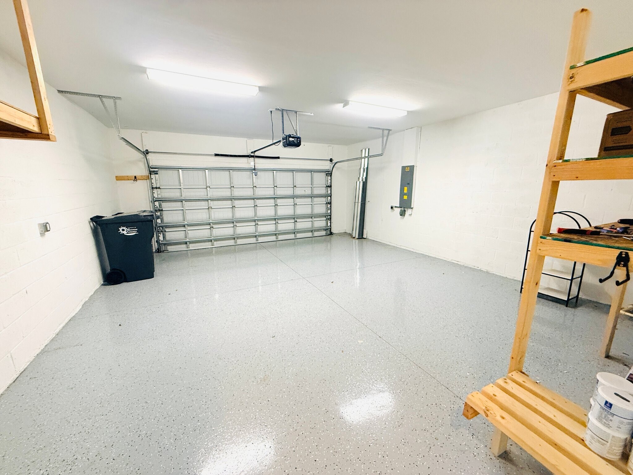 Building Photo - 6256 Baywood Ct
