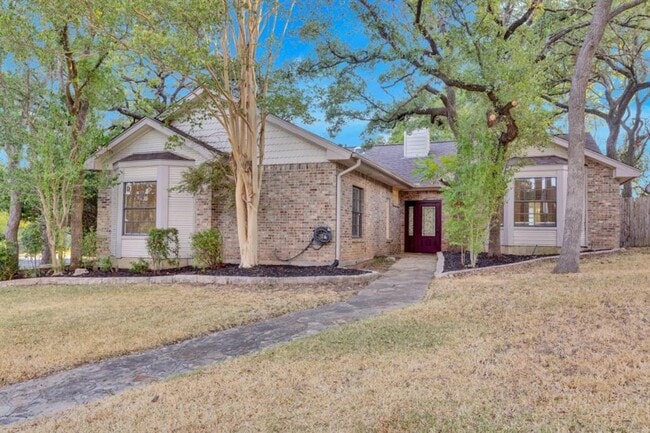 Primary Photo - 2120 Wychwood Dr