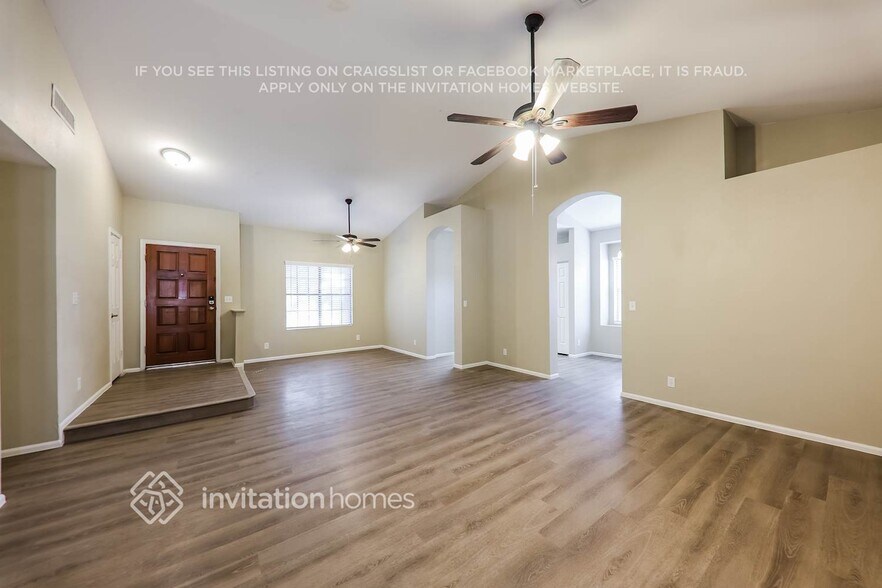 Building Photo - 222 N Heritage Dr