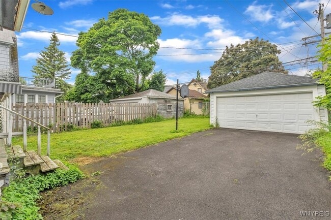 Building Photo - 228 Highgate Ave