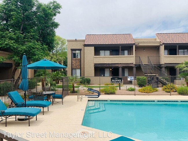 Building Photo - 5995 N 78th St