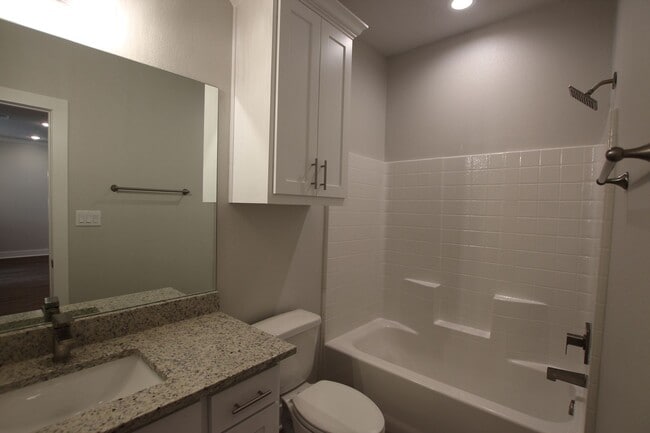 Building Photo - Luxury 3 Bedroom 2 Bath Townhomes in Bullard ISD!