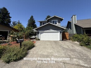 Building Photo - 4367 Gloria Ct
