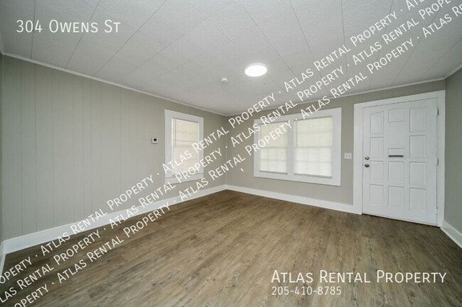 Building Photo - 304 Owens St