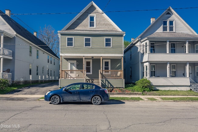 Building Photo - 65 Van Derveer St