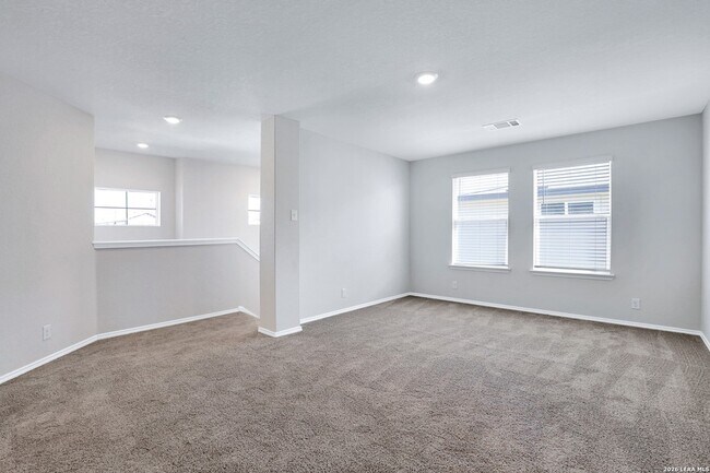 Building Photo - 13512 Waxman Spark