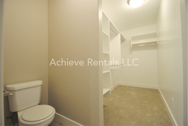 Building Photo - 4179 S 2800 W