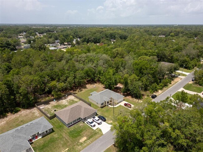 Building Photo - 9432 SE 152nd Ln