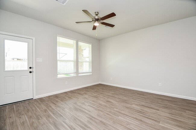 Building Photo - 12931 California Palm Ct