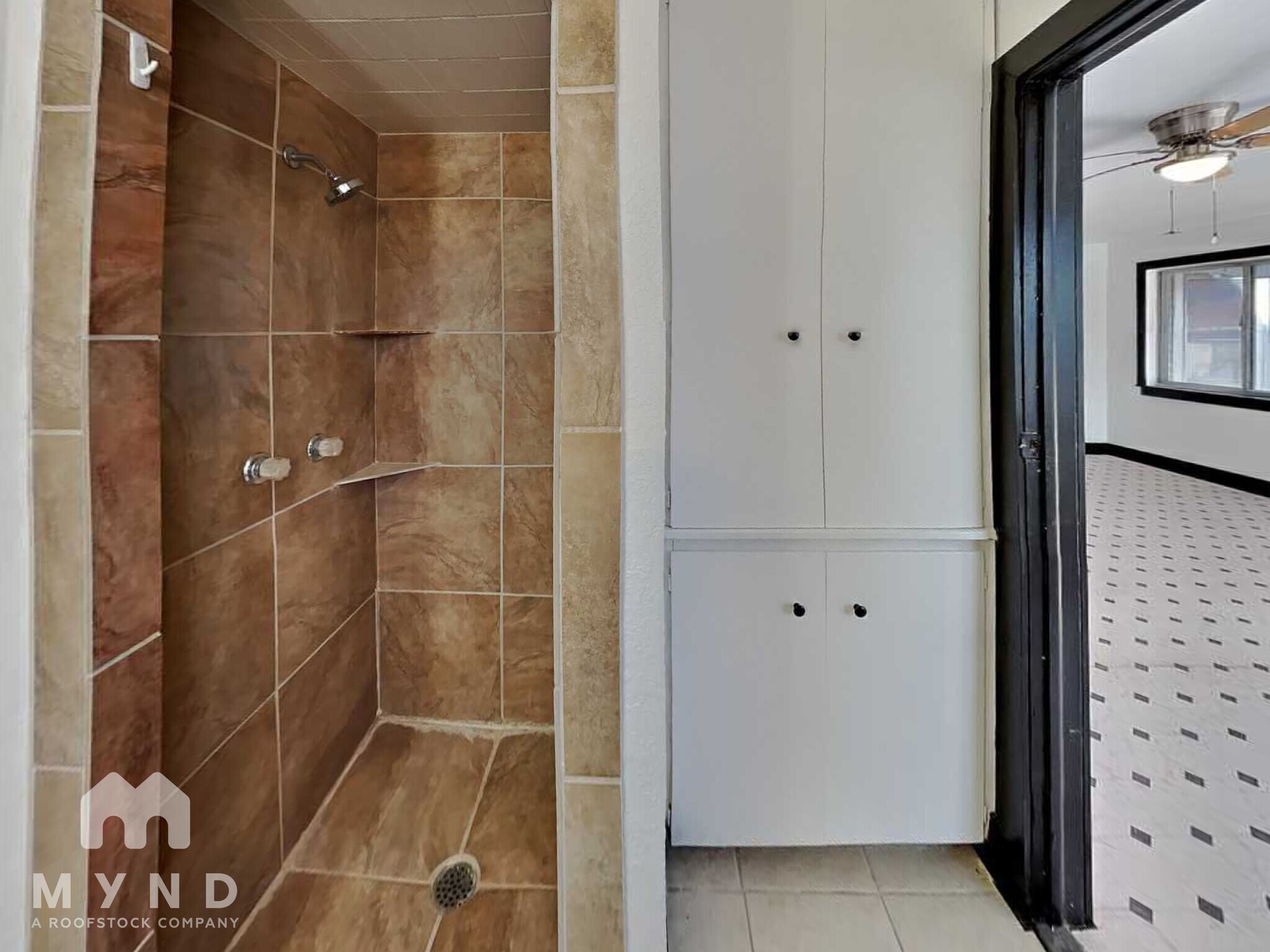 Building Photo - 428 Quentin Dr