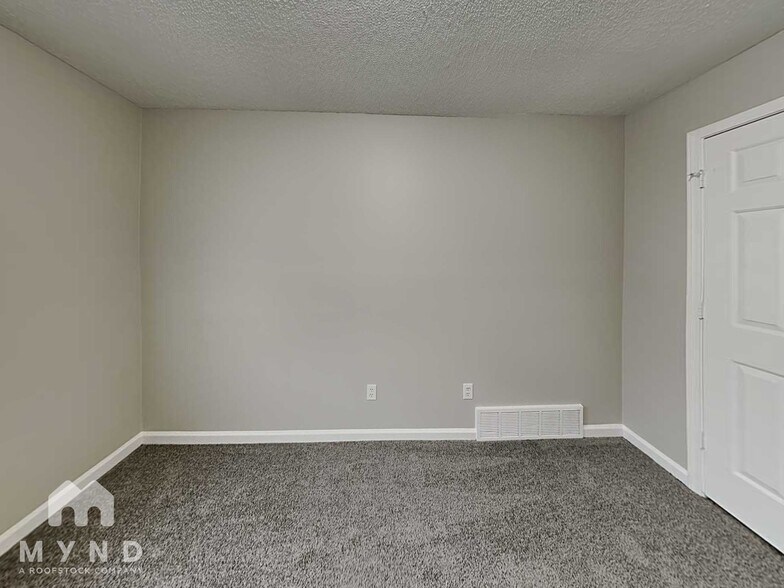 Building Photo - 1078 Nolan Ln