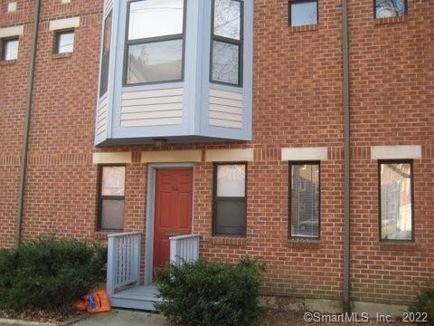 Primary Photo - 52 Edgewood Ave