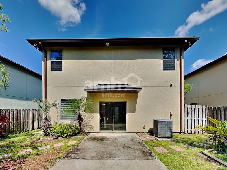 Building Photo - 231 Buck Run Way