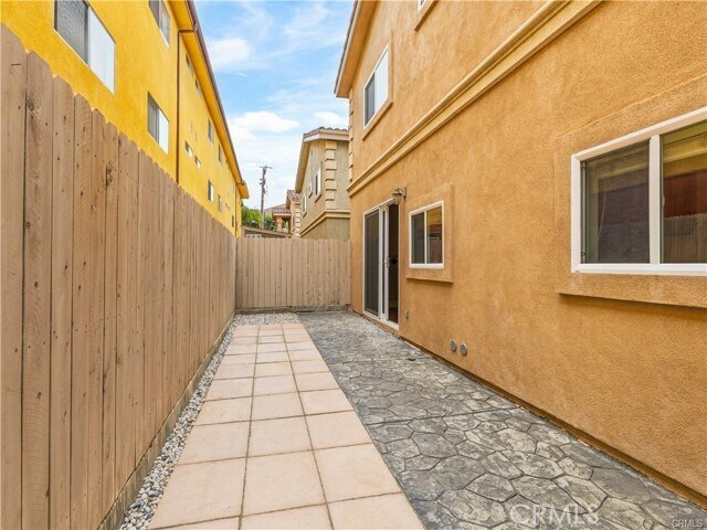 Building Photo - 14026 Lemoli Ave