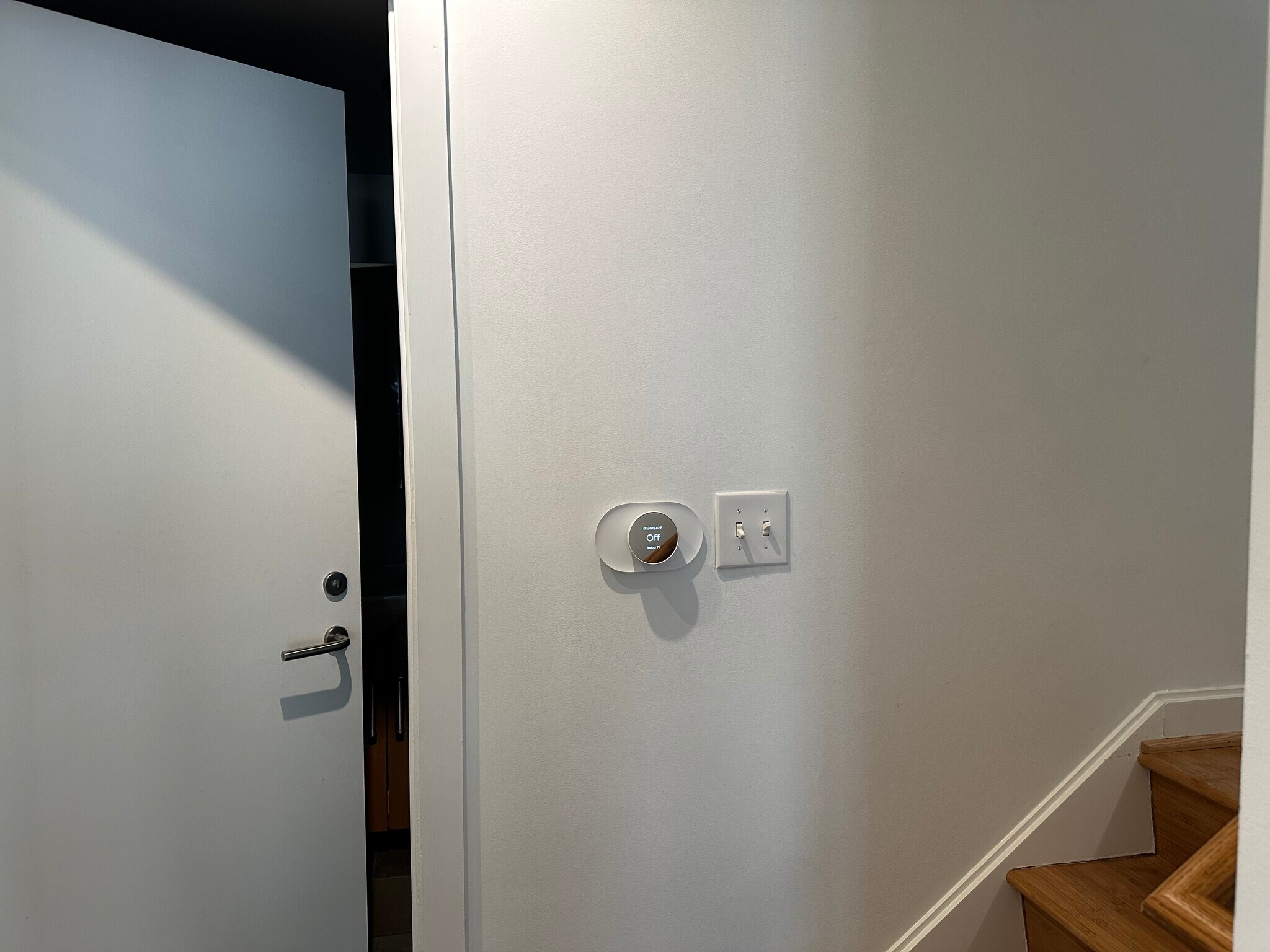 Smart thermostat - 1390 V St NW