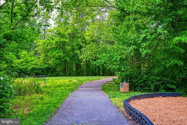 Building Photo - 1565 Church Hill Pl