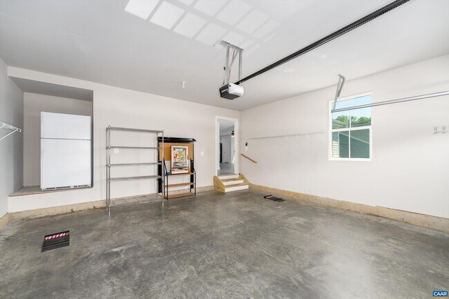 Building Photo - 93 Archer Dr