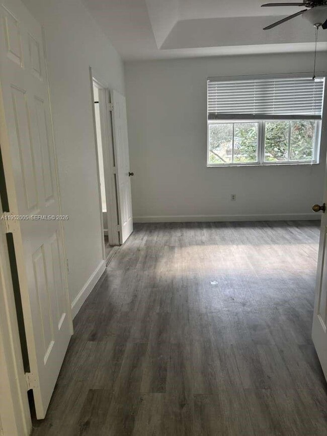 Building Photo - 2532 SE 15th Ct