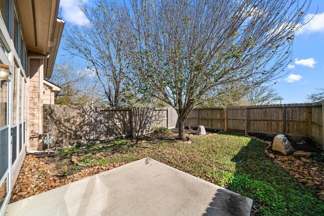 Building Photo - 1742 Pepper Hill Ln