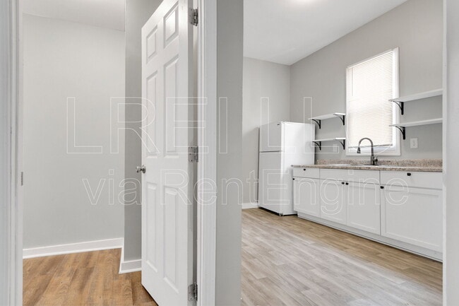 Building Photo - 3932 Rankin St