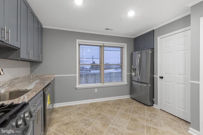 Building Photo - 2973 Amber St