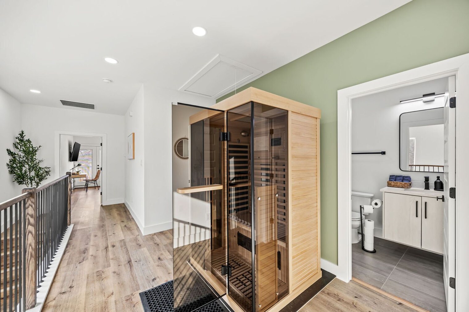 Building Photo - 5702 Riverside Dr