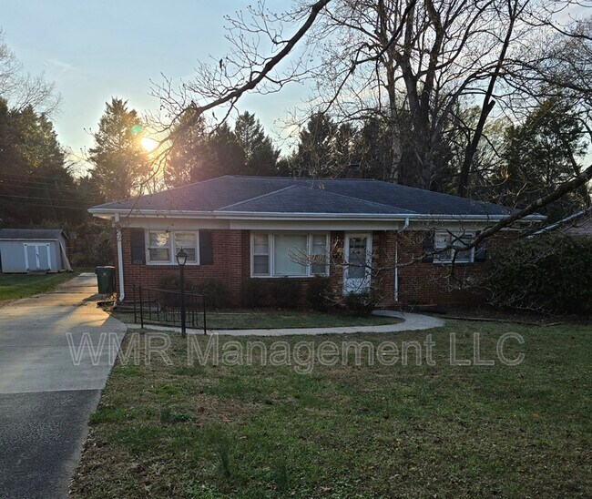 Building Photo - 4120 Leeds Dr