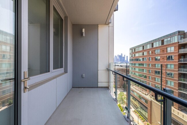 Building Photo - 9 Ave At Port Imperial