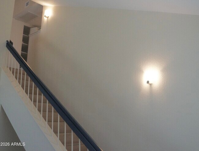 Building Photo - 2201 N Comanche Dr