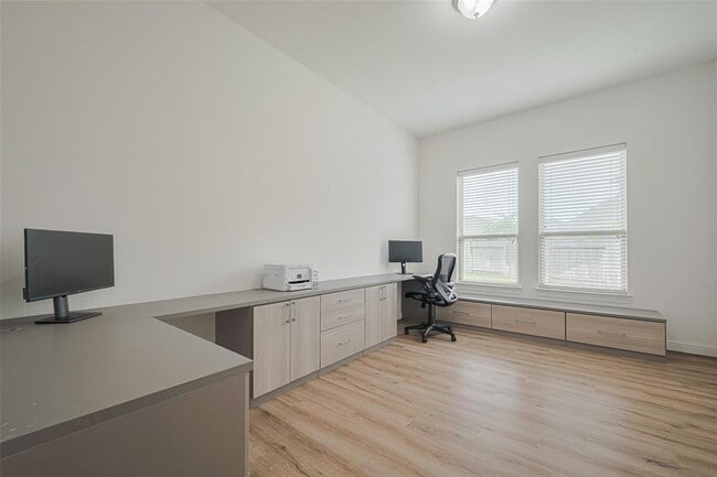 Building Photo - 6315 Nectar Grove Ct