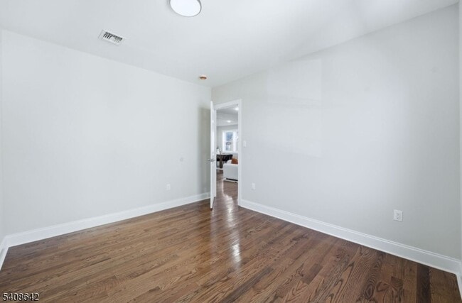 Building Photo - 46 Eppirt St