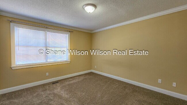 Building Photo - 107 Stegall St