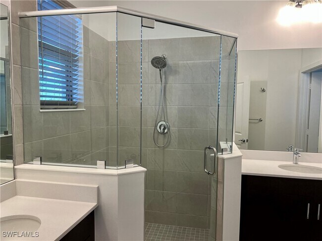 Building Photo - 5653 Cerva Ln