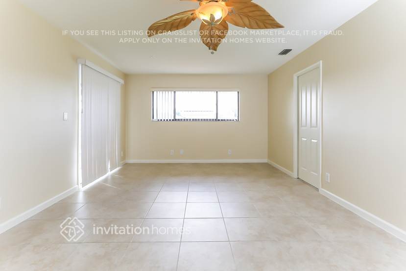 Building Photo - 8612 NW 79th St