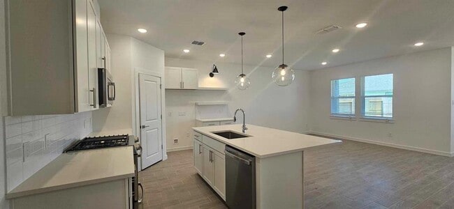 Building Photo - 8434 Tranquil Bay Ct