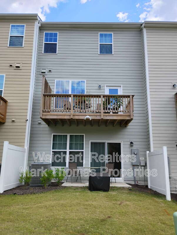 Building Photo - 1035 Manorhaven Dr
