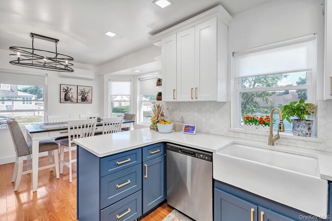 Building Photo - 159 Southside Ave