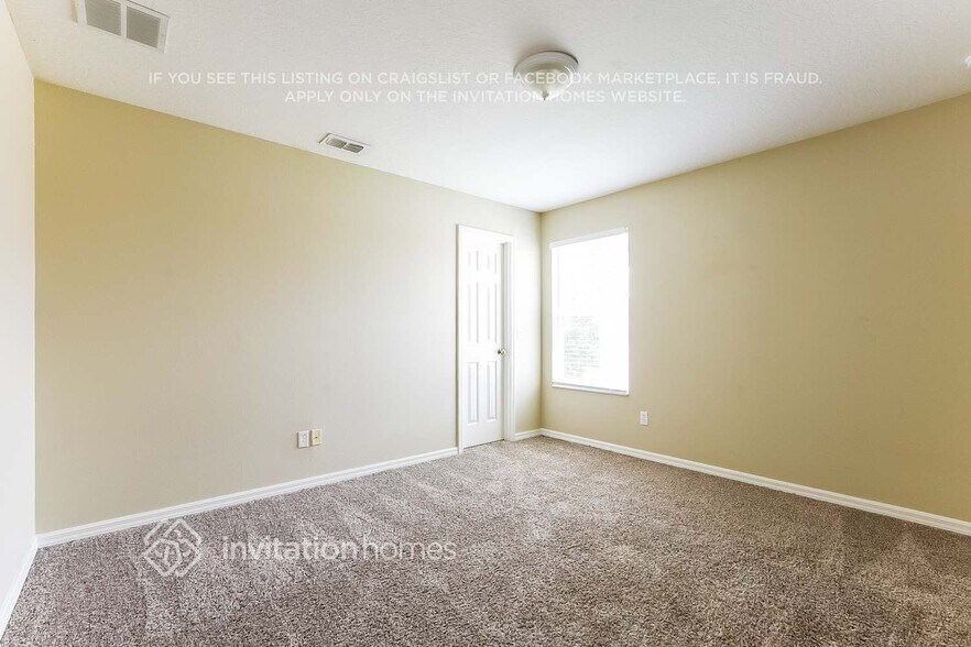Building Photo - 15696 Galbi Dr