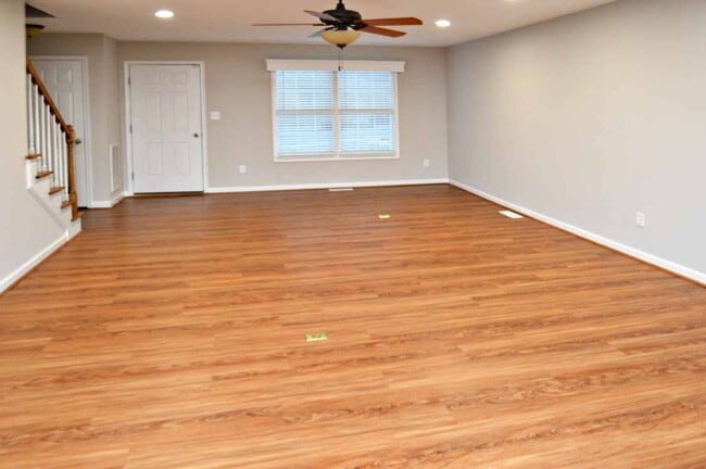 Building Photo - 226 Duncraig Dr