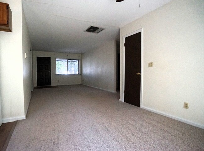 Building Photo - 6065 Otis St