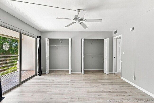 Building Photo - 2404 Antigua Cir