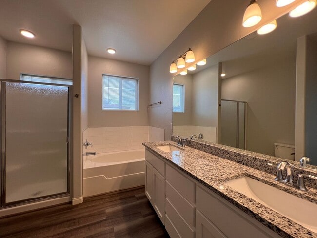 Building Photo - Beautiful 4 Bedroom Home in Fallon