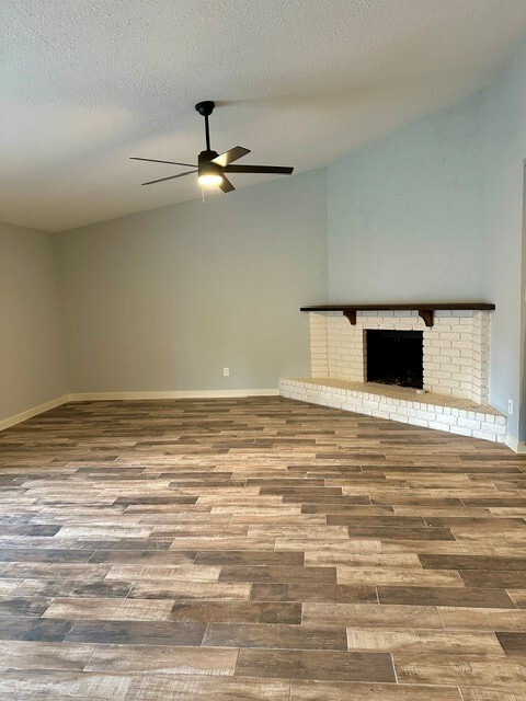 Building Photo - 5202 Santrey Dr