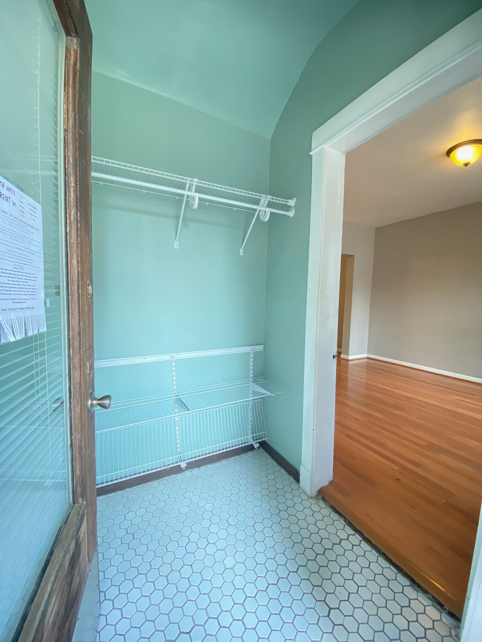 Building Photo - 2232 W Addison St