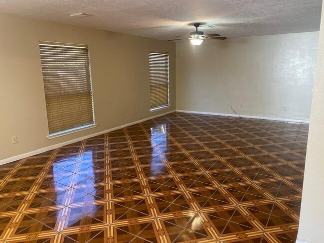 Building Photo - 4026 Clayton Bend Ct