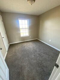 Building Photo - Now Leasing - 3 bedroom 2 bath White Pine, TN