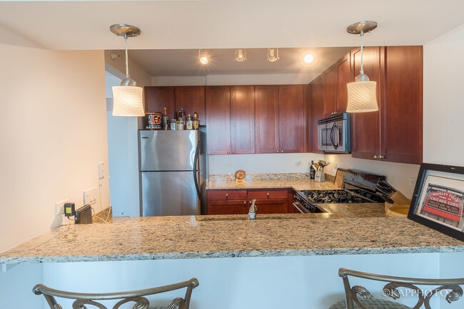 Building Photo - 200 N Jefferson St