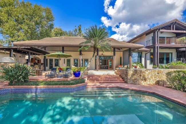 Building Photo - 10577 Down Lakeview Cir